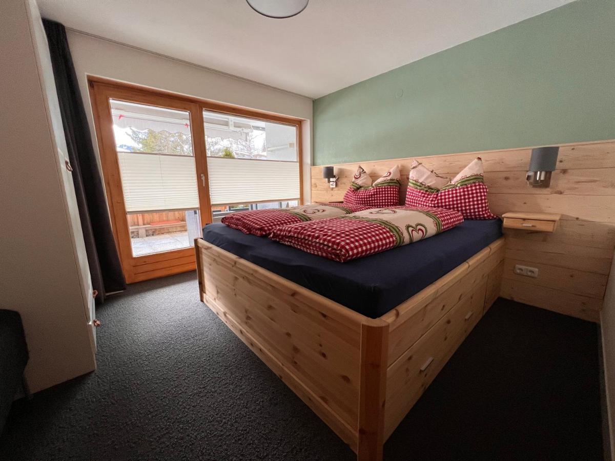Chalet La Bosch, 7-persoons luxe eigen woning met privétuin Ehrwald Esterno foto